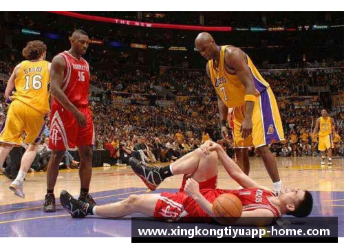 姚明在NBA打球的岁月：从巅峰到告别，辉煌经历与遗憾并存